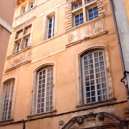 Luxury Two Bedroom In Apt, The Heart Of The Luberon Apt